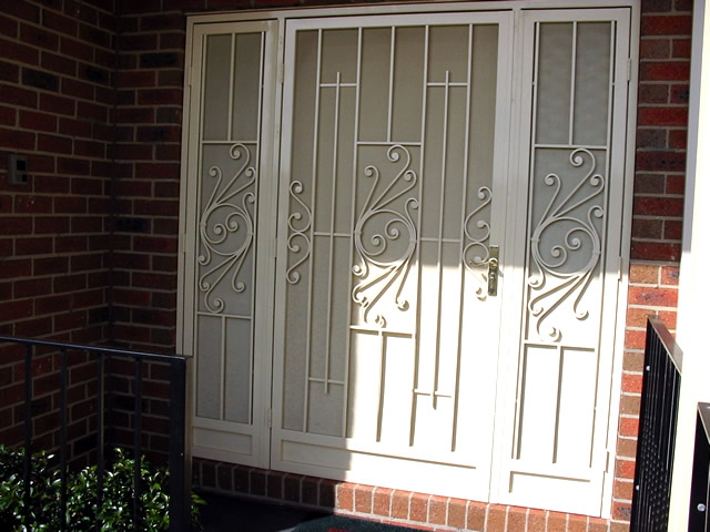 Security Porch Enclosure PE12